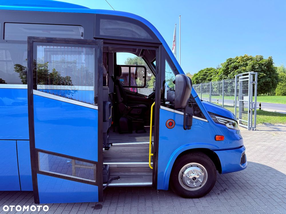 Iveco AVEURO Fabrycznie Nowe - 14