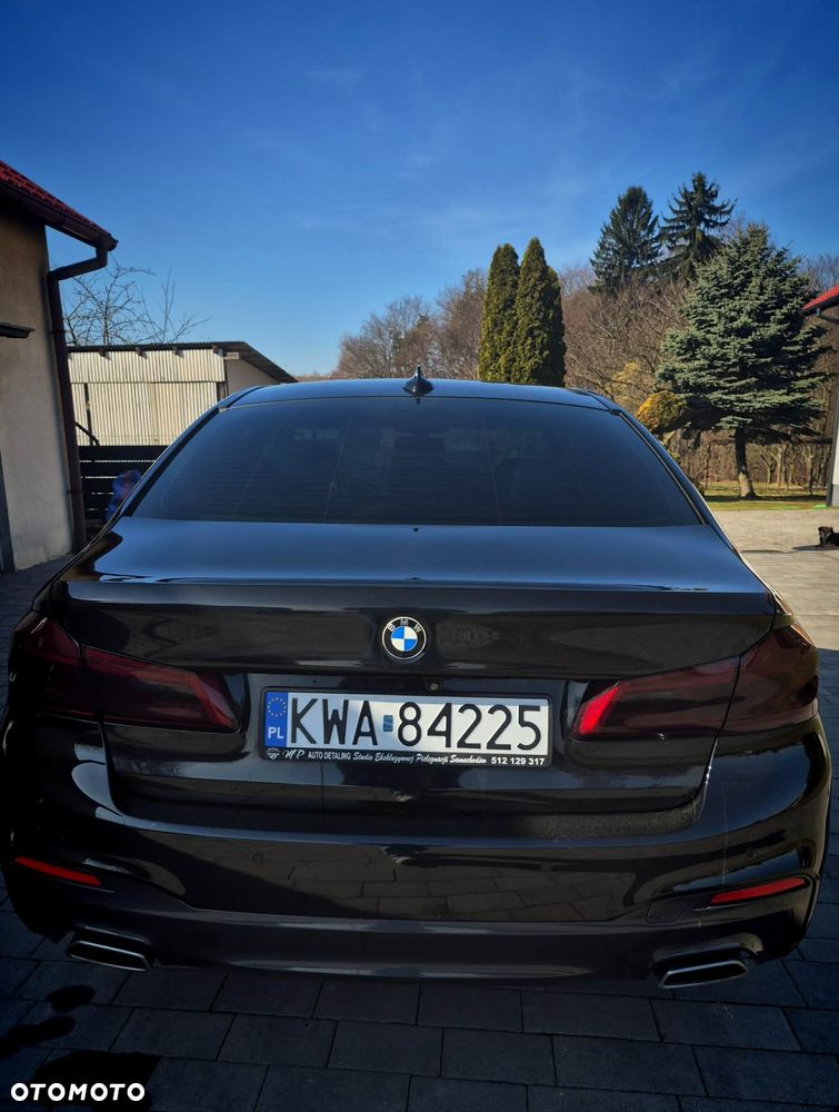 BMW Seria 5 520d xDrive - 2
