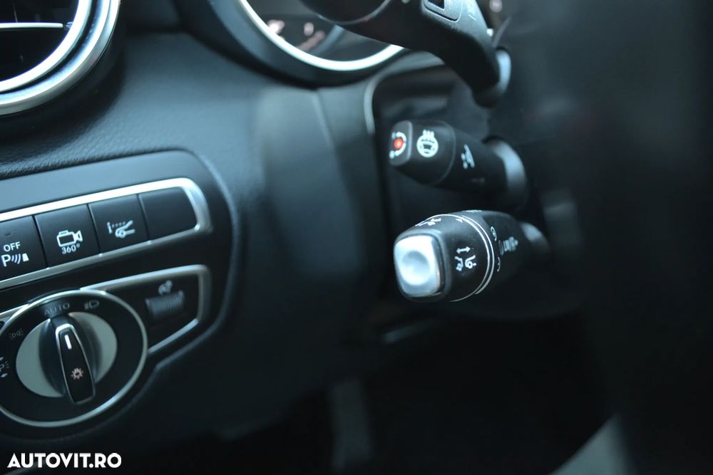 Mercedes-Benz GLC 250 d 4MATIC 9G-TRONIC AMG Line - 17