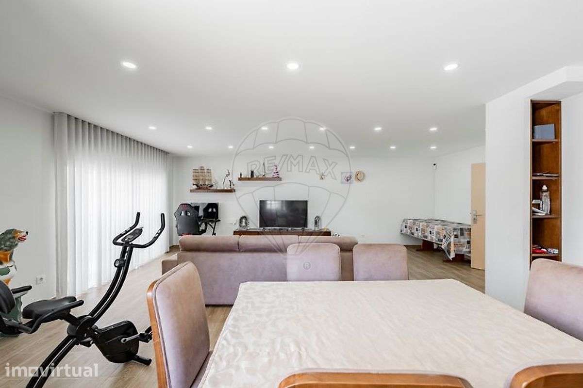 Apartamento T4 para venda - Grande imagem: 3/36