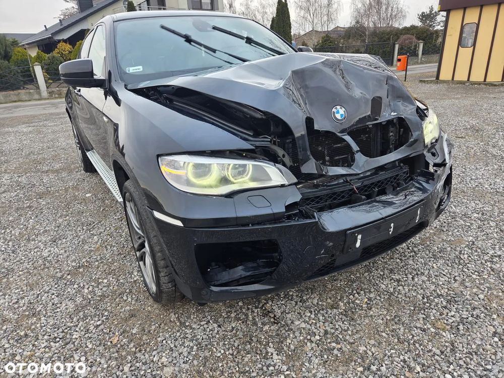 BMW X6 - 12