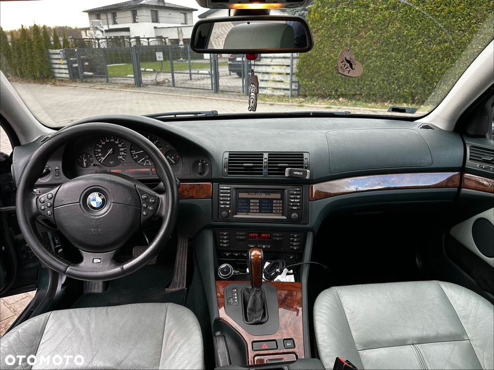 BMW Seria 5 - 21