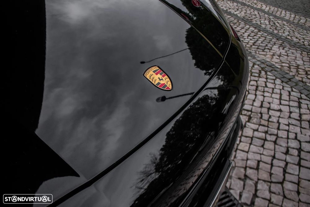 Porsche Cayenne Coupé E-Hybrid - 9