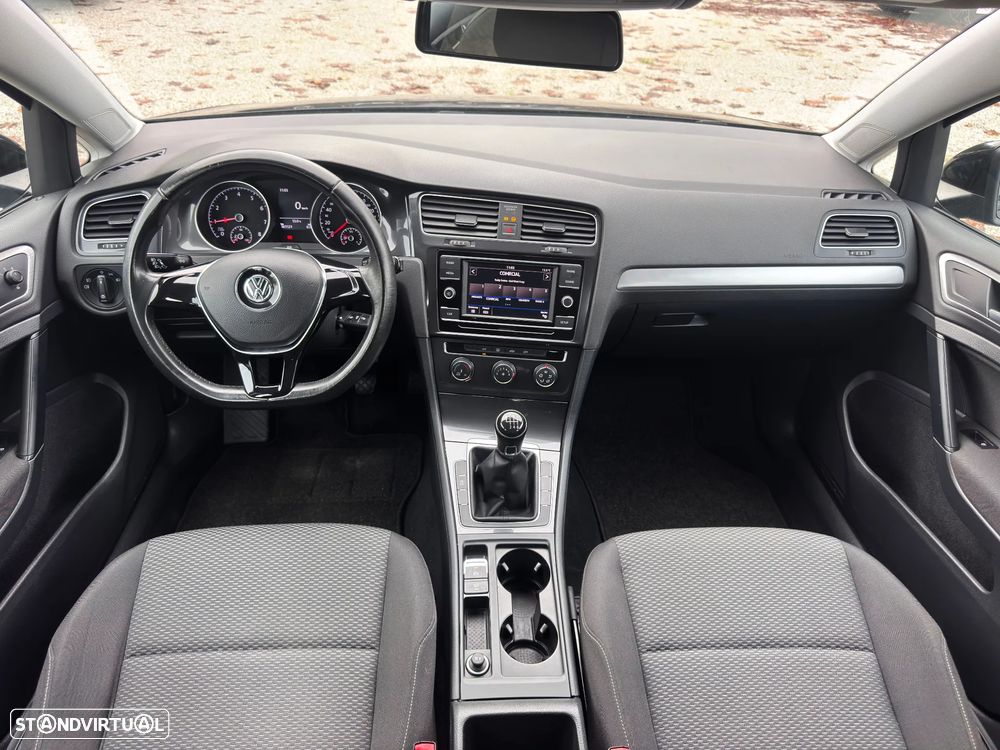 VW Golf 1.0 TSI Confortline - 6