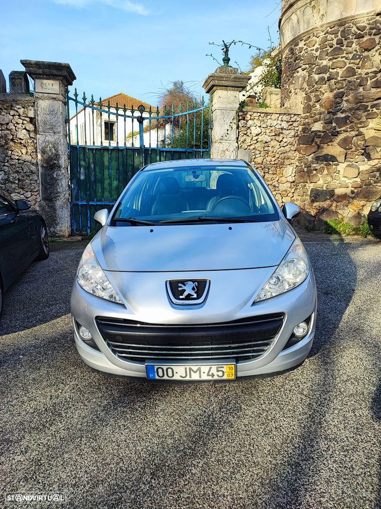 Peugeot 207 1.4 16V SE Millesim 200 Anos - 5