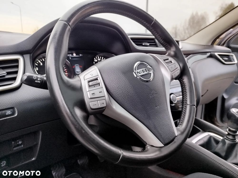 Nissan Qashqai 1.2 DIG-T TEKNA+ - 15