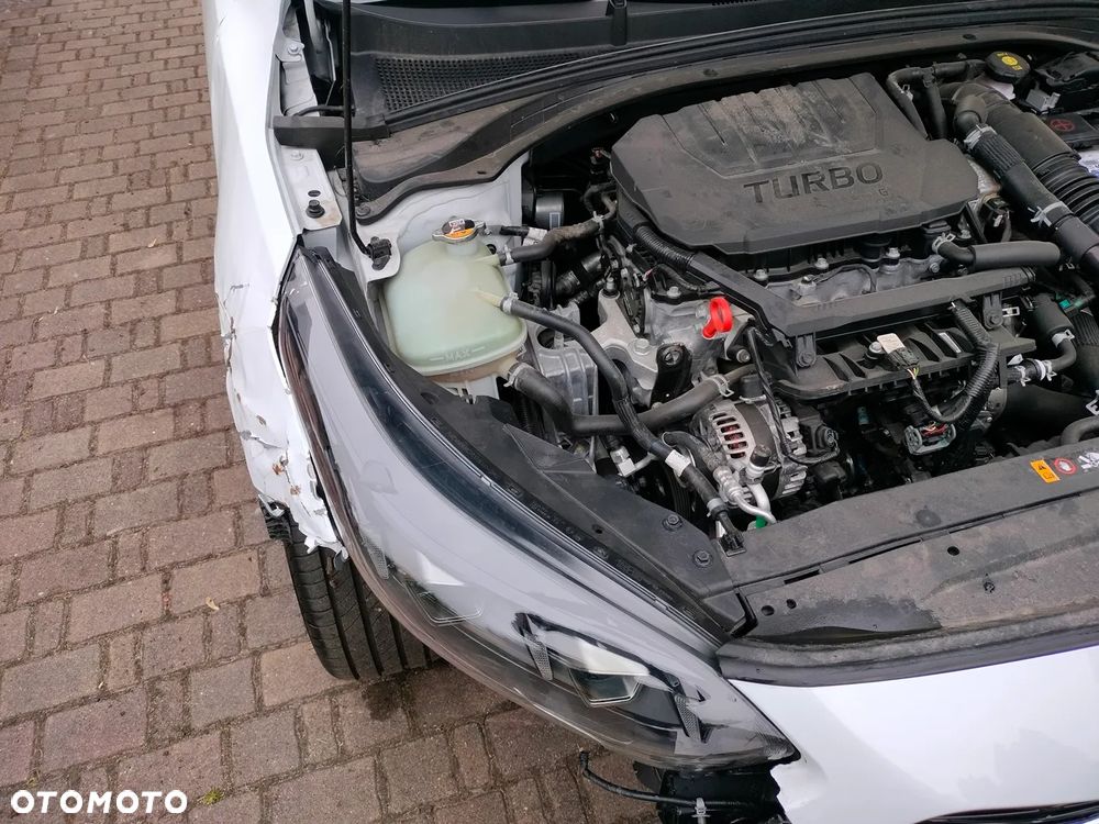 Kia Ceed 1.5 T-GDI Tribute DCT - 11