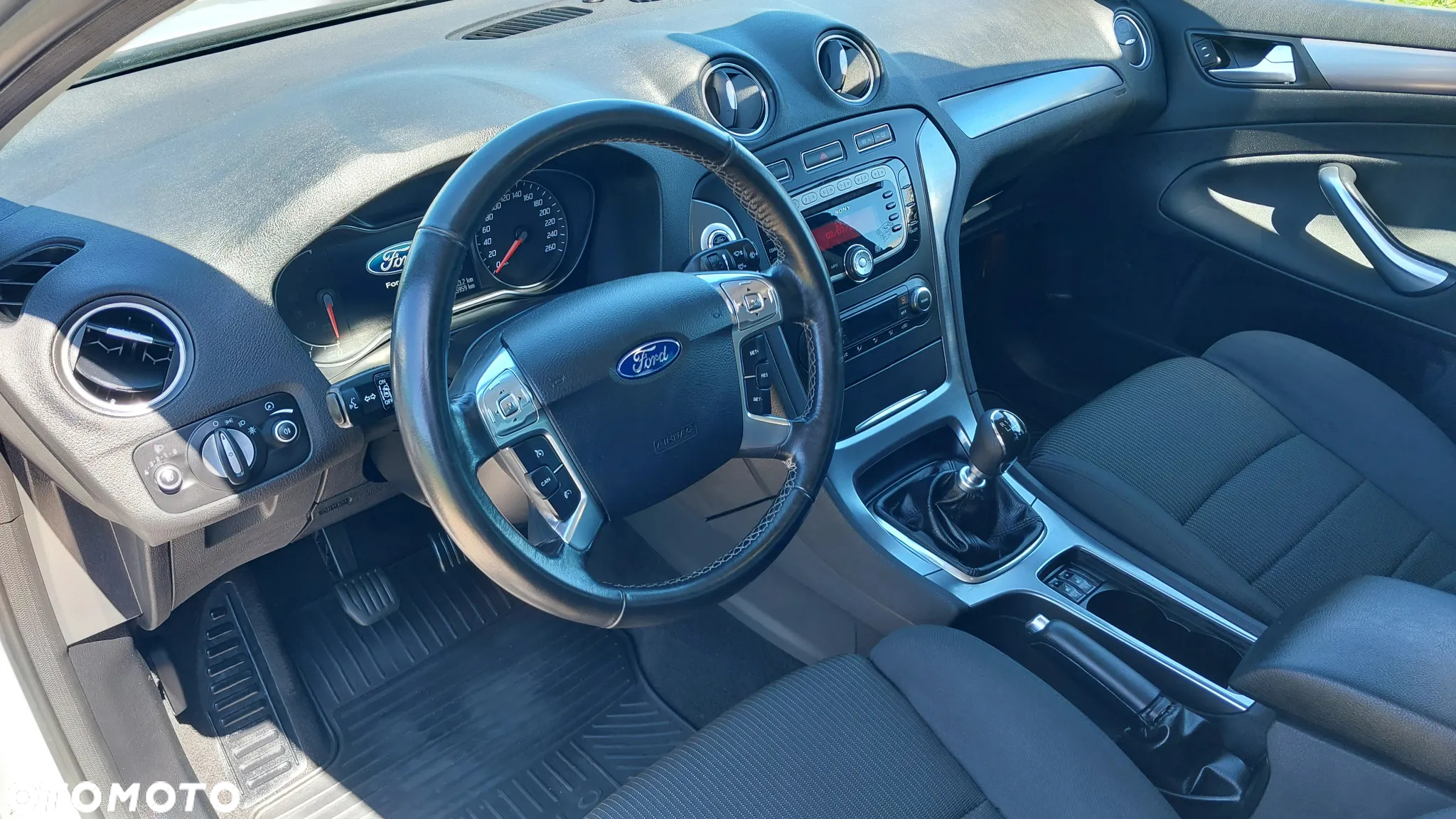 Ford Mondeo Turnier 2.0 TDCi Titanium - 14