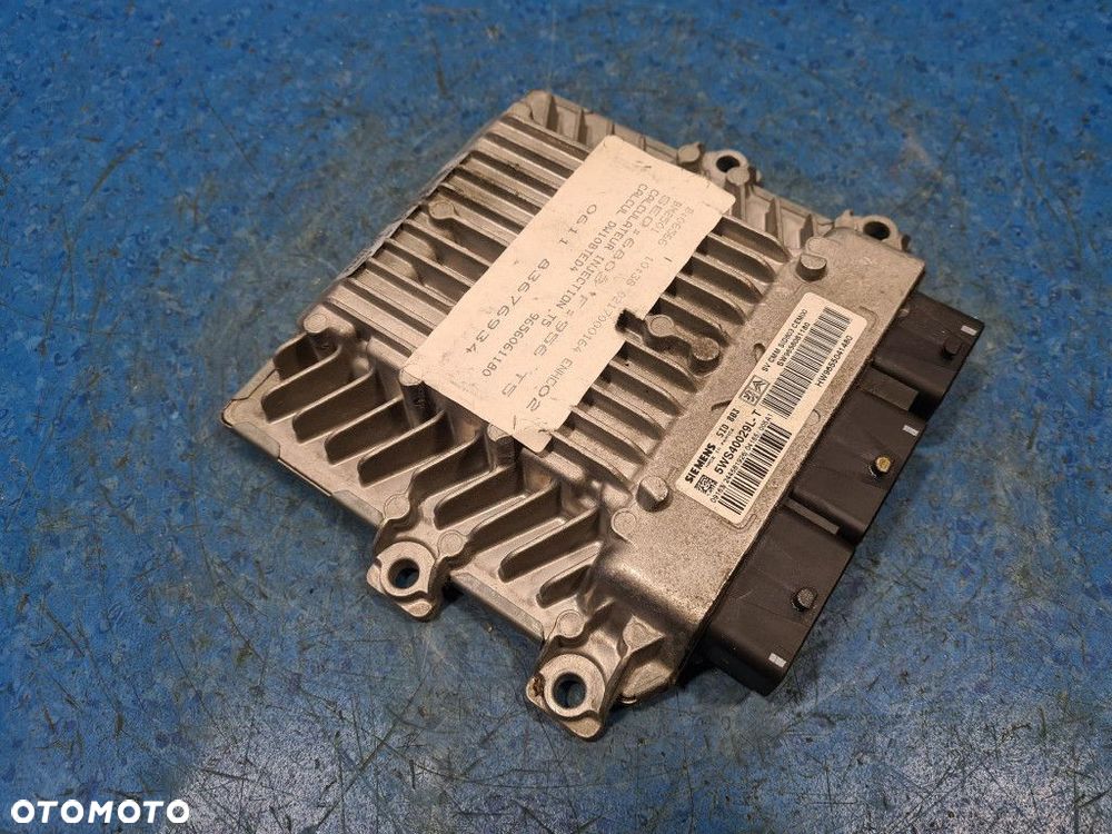 PEUGEOT 307 STEROWNIK SILNIKA SW9656061180 10DYTE - 5