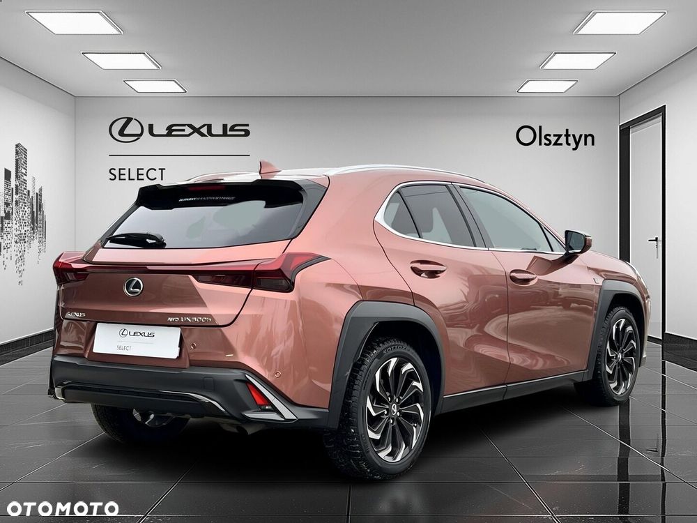 Lexus UX - 2
