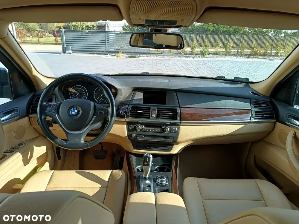 BMW X5 - 12
