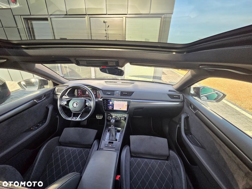 Skoda Superb 2.0 TDI SCR 4x4 Sportline DSG - 23