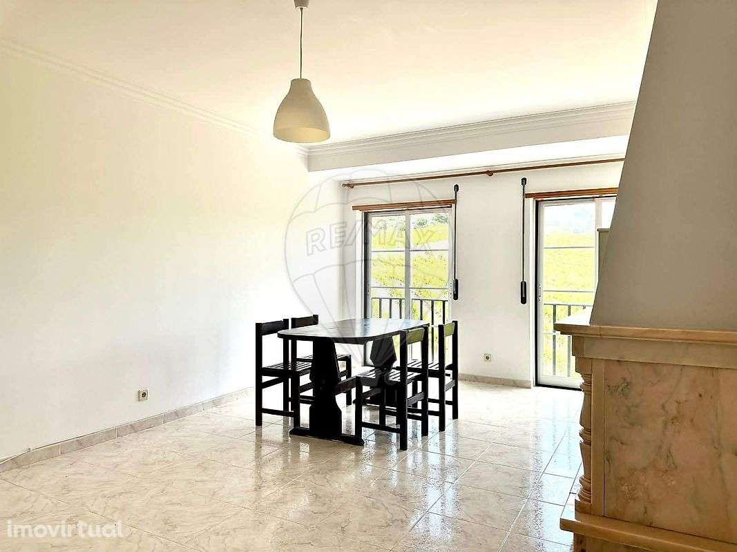 Apartamento T2 para arrendamento - Grande imagem: 2/15