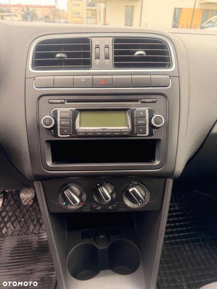 Volkswagen Polo 1.6 TDI DPF Comfortline - 20