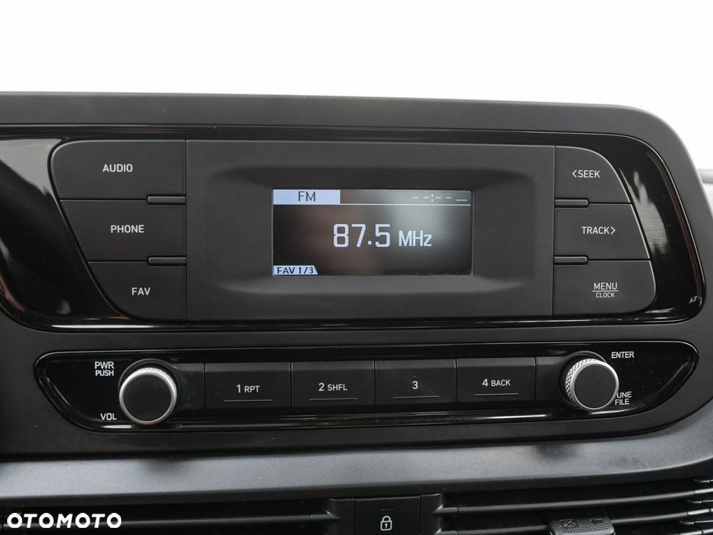Hyundai i20 1.2 Pure - 17