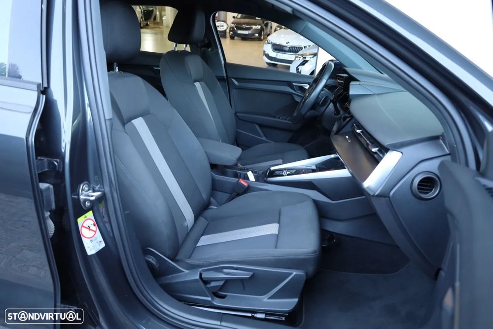 Audi A3 Sportback 30 TFSI S tronic - 38