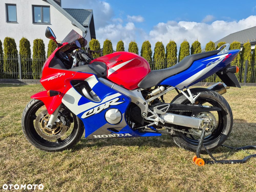 Honda CBR - 4