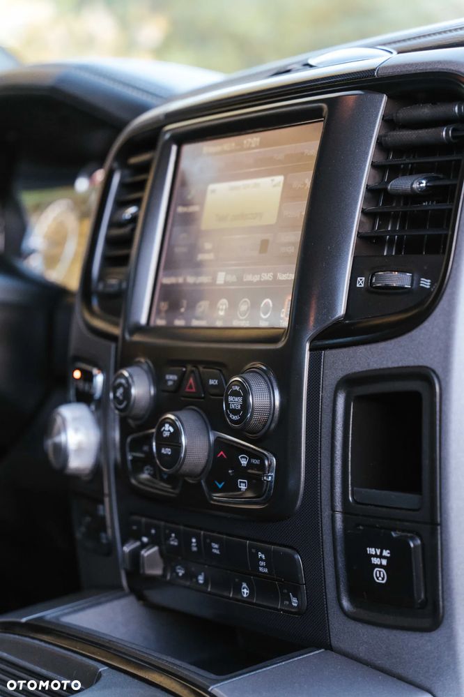 Dodge RAM 5.7 4x4 - 18