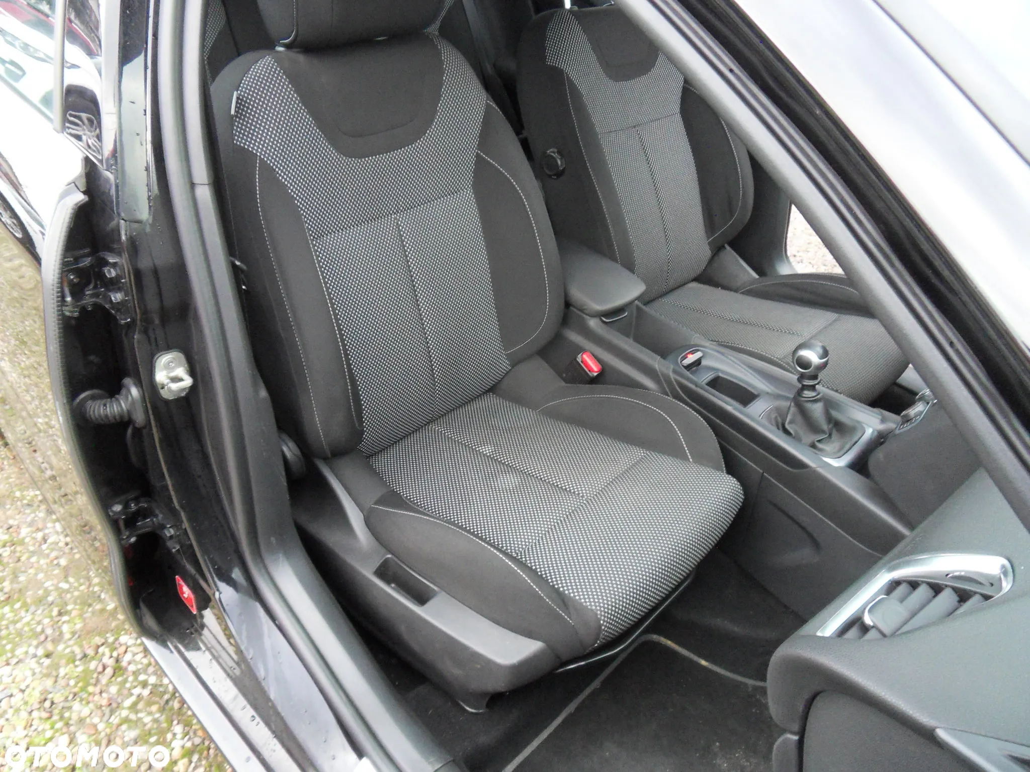 Citroën DS4 e-HDi 115 Urban Show - 11