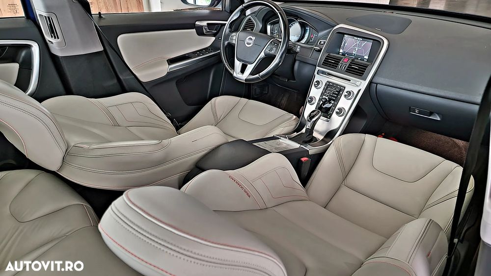 Volvo XC 60 D4 Geartronic Ocean Race - 29