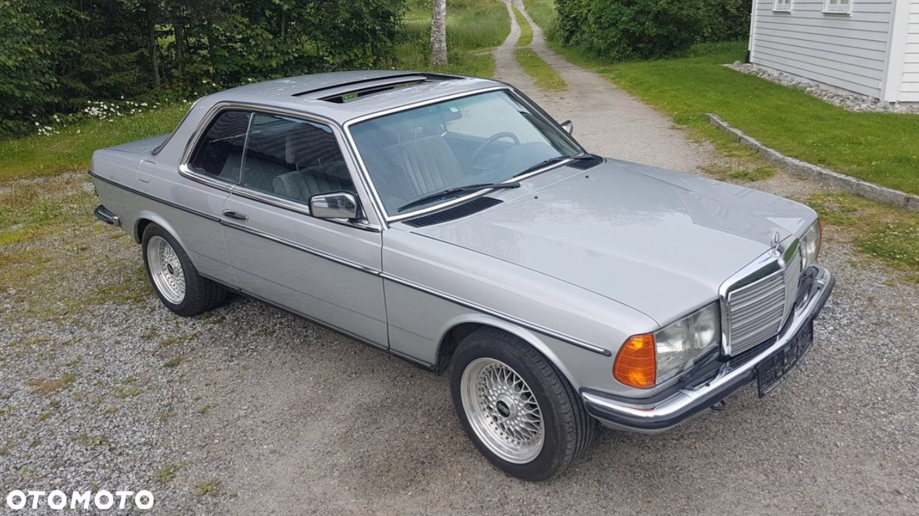 Mercedes-Benz W123 - 13
