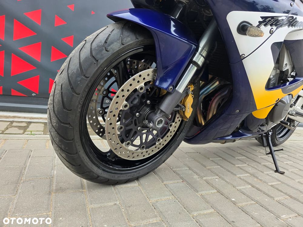 Honda CBR - 13