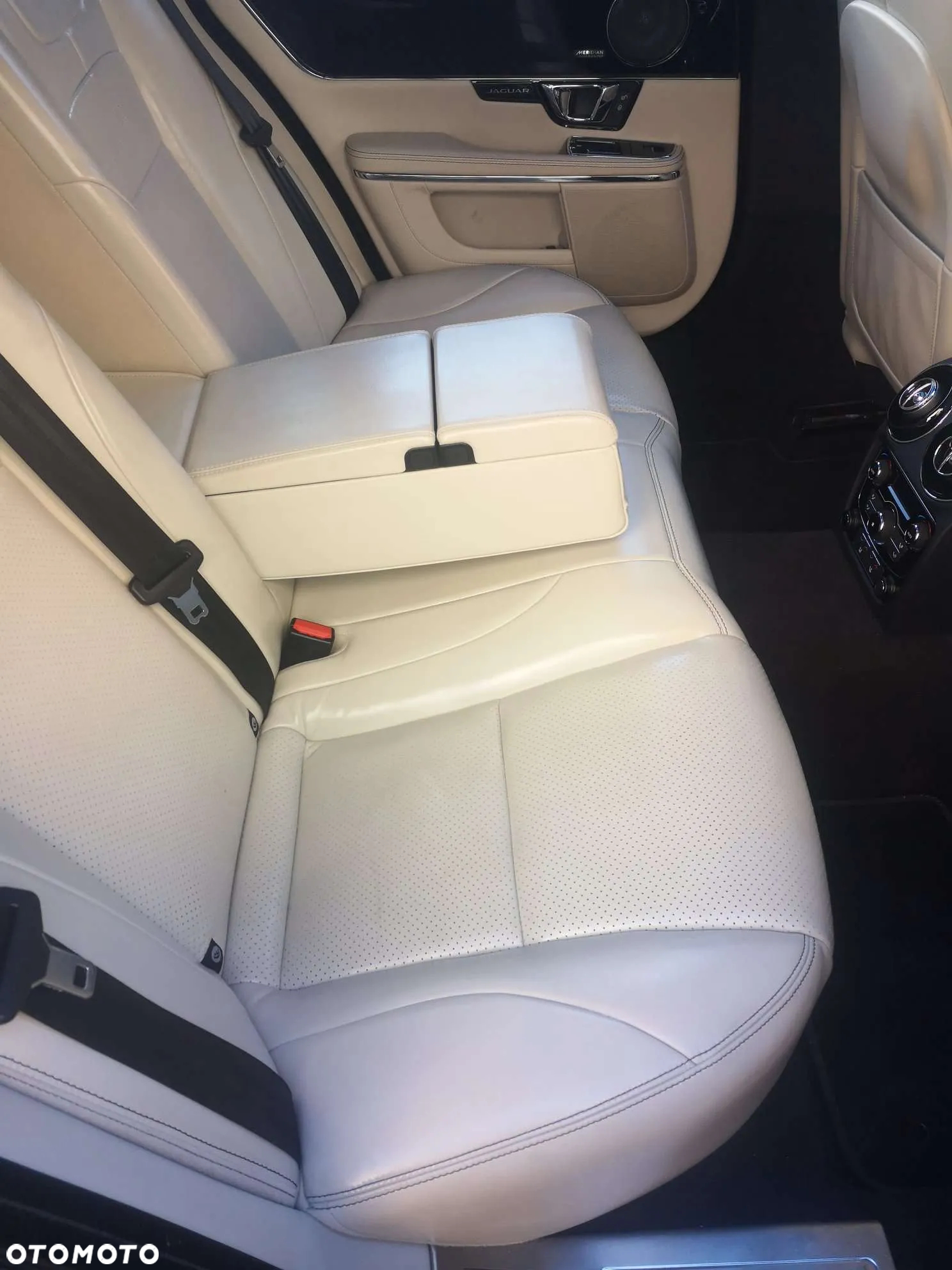 Jaguar XJ 3.0 T Portfolio - 7