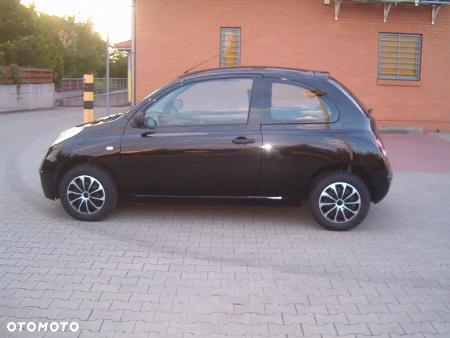 Nissan Micra - 4