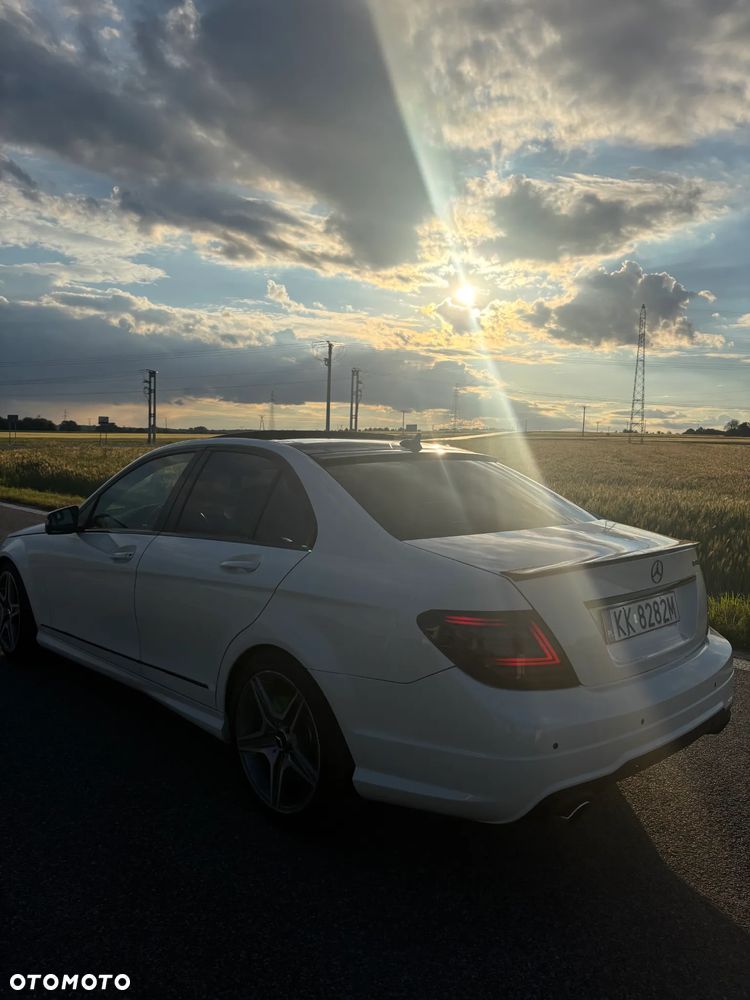 Mercedes-Benz Klasa C - 9