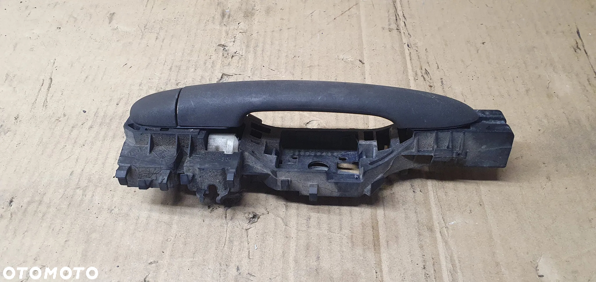 Klamka lewy tył tylna lewa Renault Scenic II 8200028464 - 2