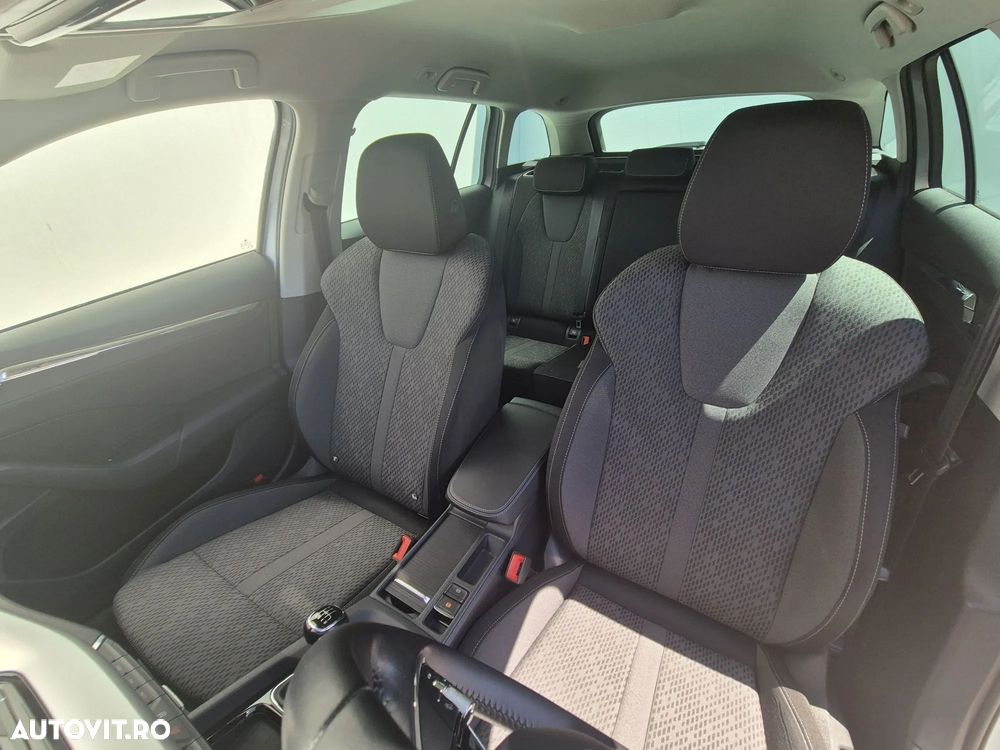 Skoda Octavia 2.0 TDI Style - 10