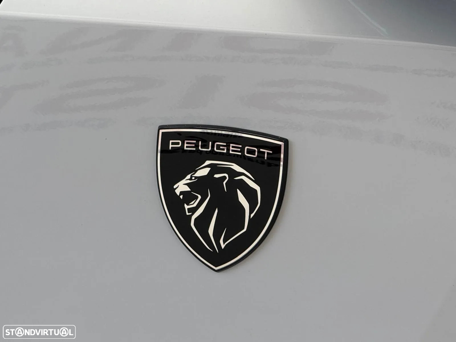 Peugeot E-408 58 kWh GT - 10