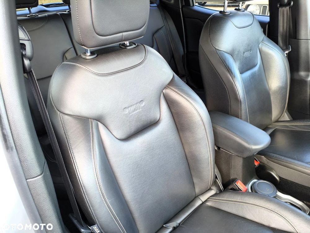 Jeep Renegade 1.4 MultiAir DSG Longitude - 14