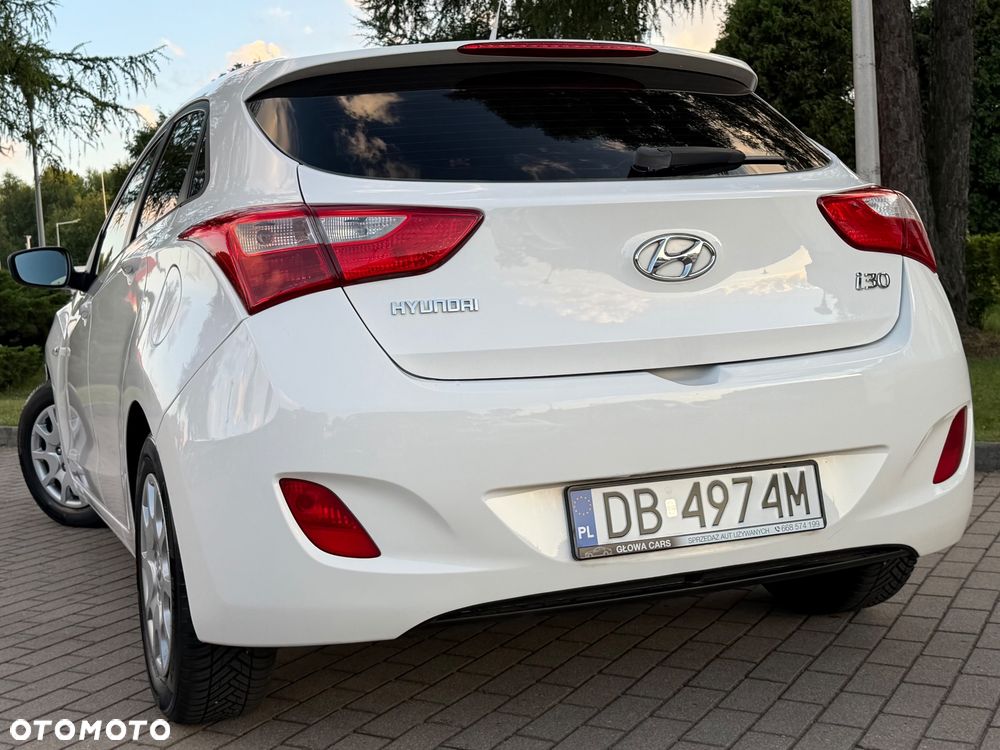 Hyundai i30 1.4 Fifa World Cup Edition - 30