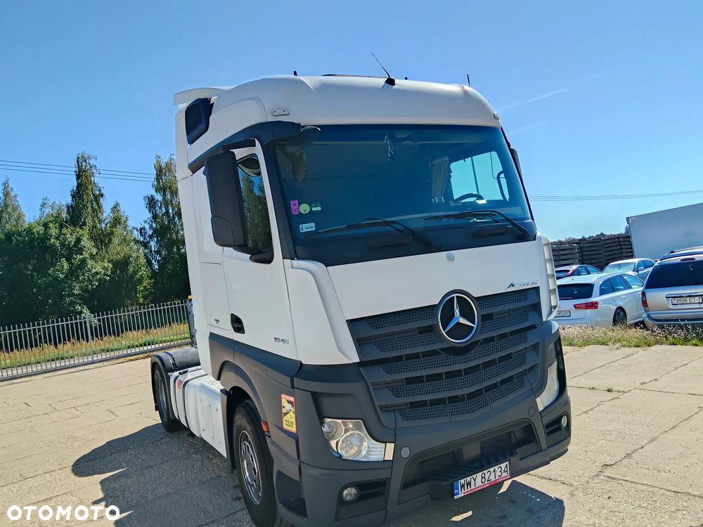 Mercedes-Benz Actros - 1