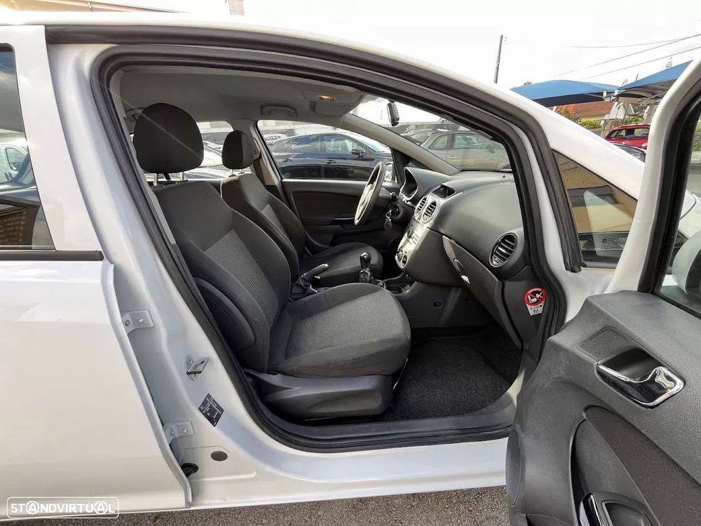 Opel Corsa 1.3 CDTI Enjoy 88g - 26