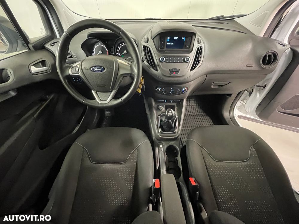 Ford Transit Courier - 6