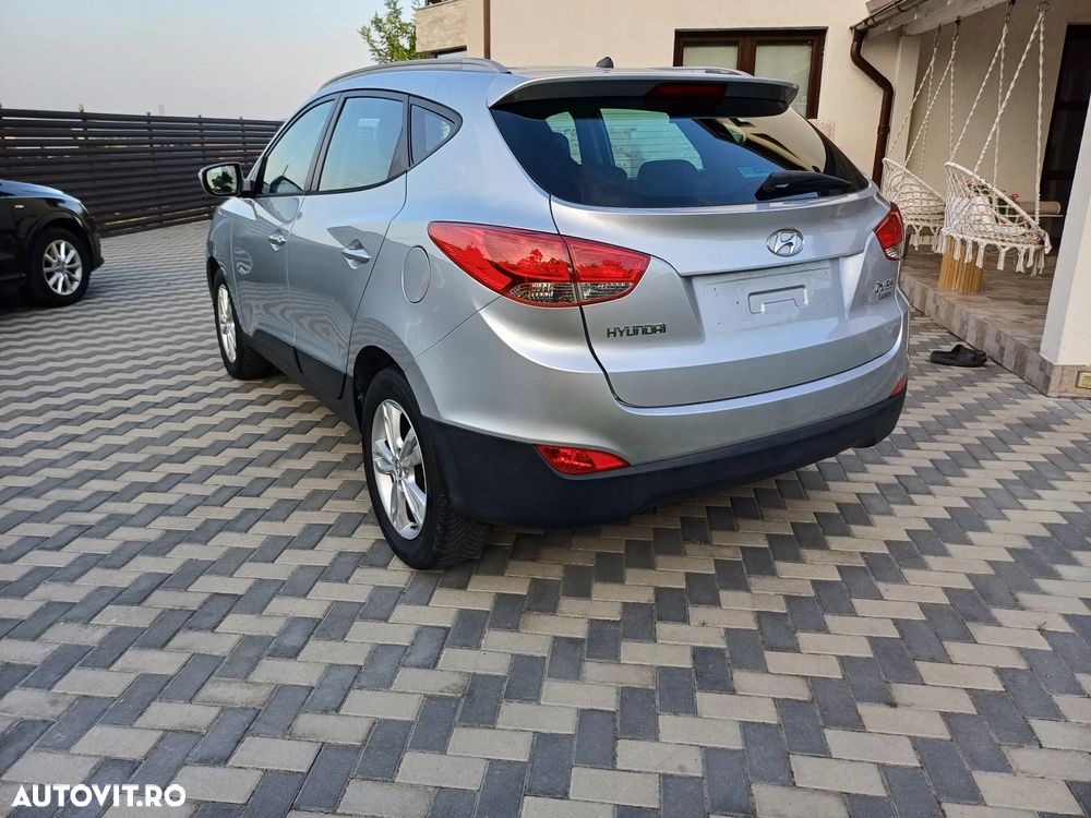 Hyundai ix35 2.0 CRDI 2WD Style - 4