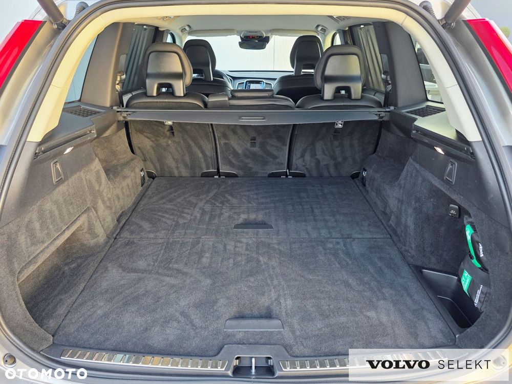 Volvo XC 90 - 17