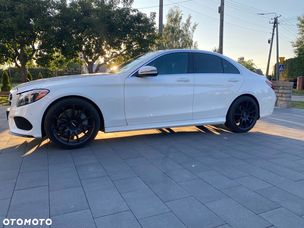 Mercedes-Benz Klasa C 300 T 9G-TRONIC AMG Line - 10