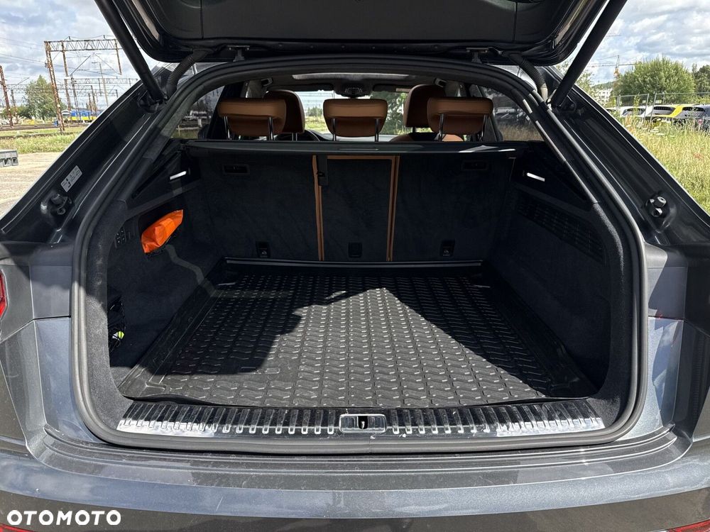 Audi Q8 50 TDI mHEV Quattro Tiptronic - 34