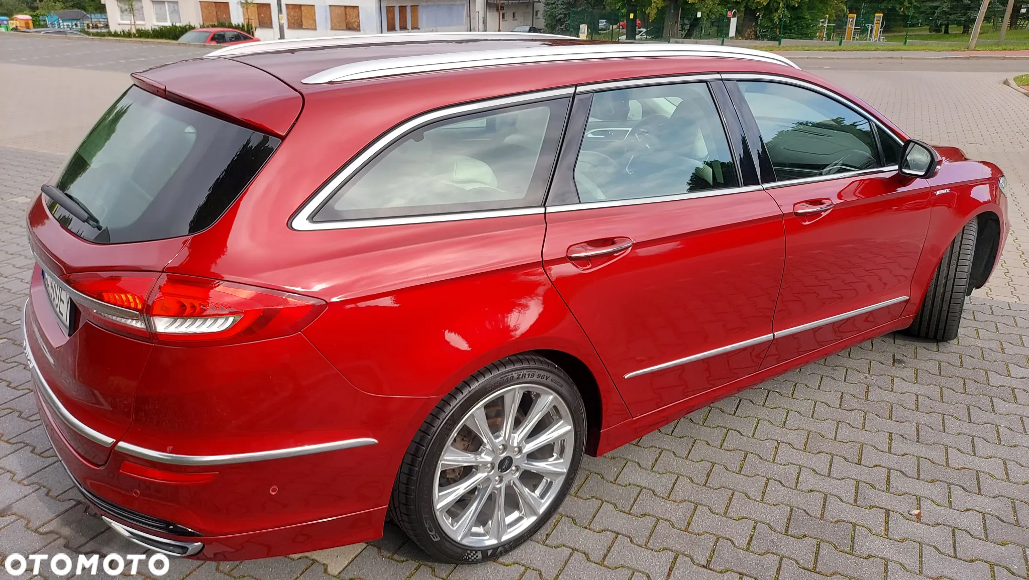 Ford Mondeo 2.0 EcoBlue Vignale - 2