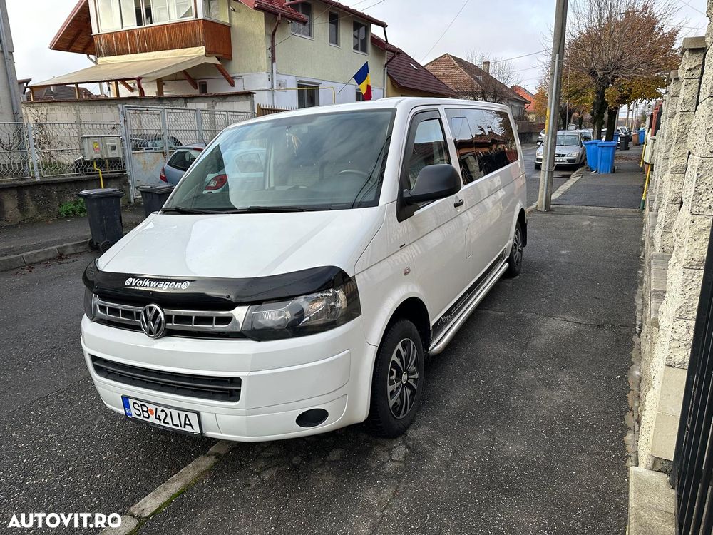 Volkswagen Caravelle - 2