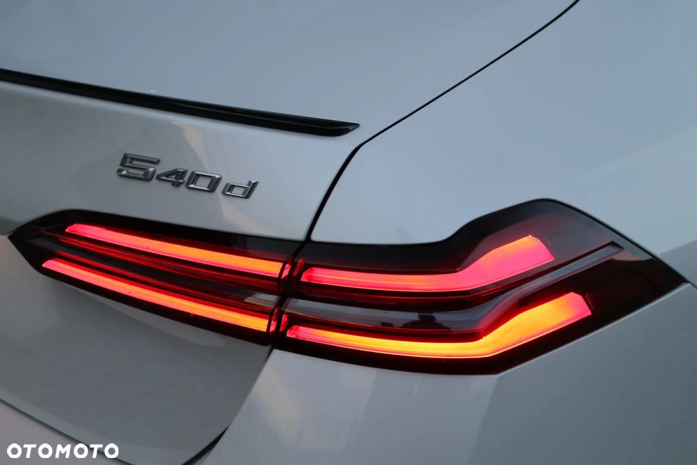 BMW Seria 5 - 11