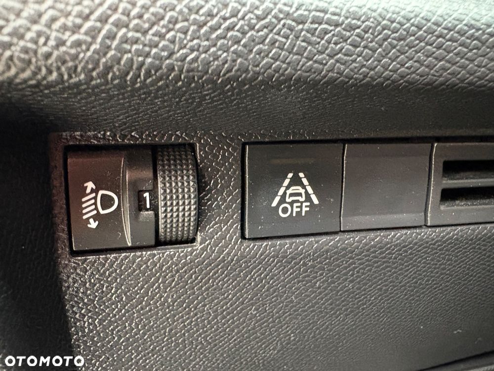 Citroën C4 1.5 BlueHDi Feel Pack S&S EAT8 - 33