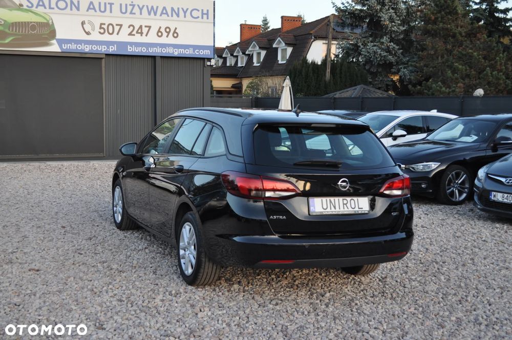Opel Astra 1.6 D (CDTI) Start/Stop Innovation - 9