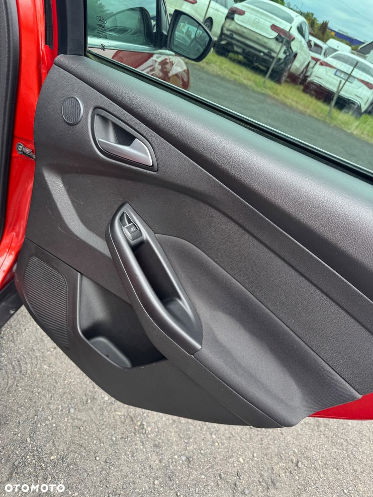 Ford Focus - 16