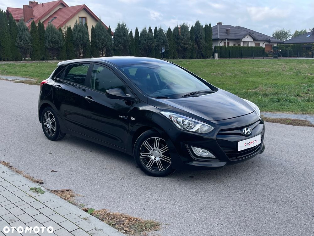Hyundai i30 blue 1.6 CRDi Style - 20
