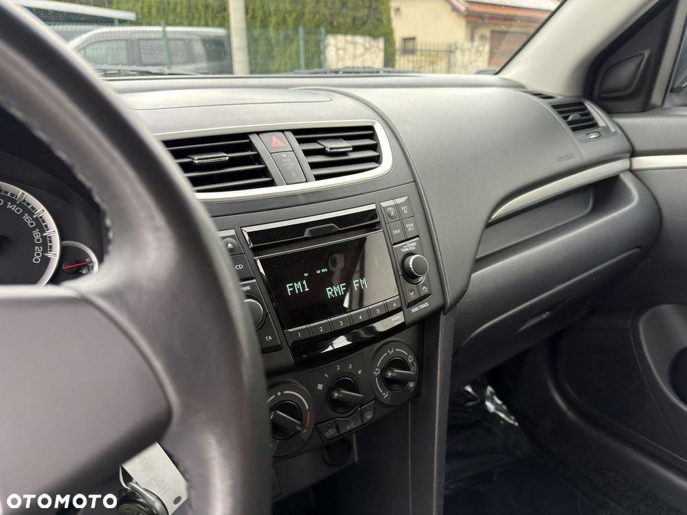 Suzuki Swift - 16