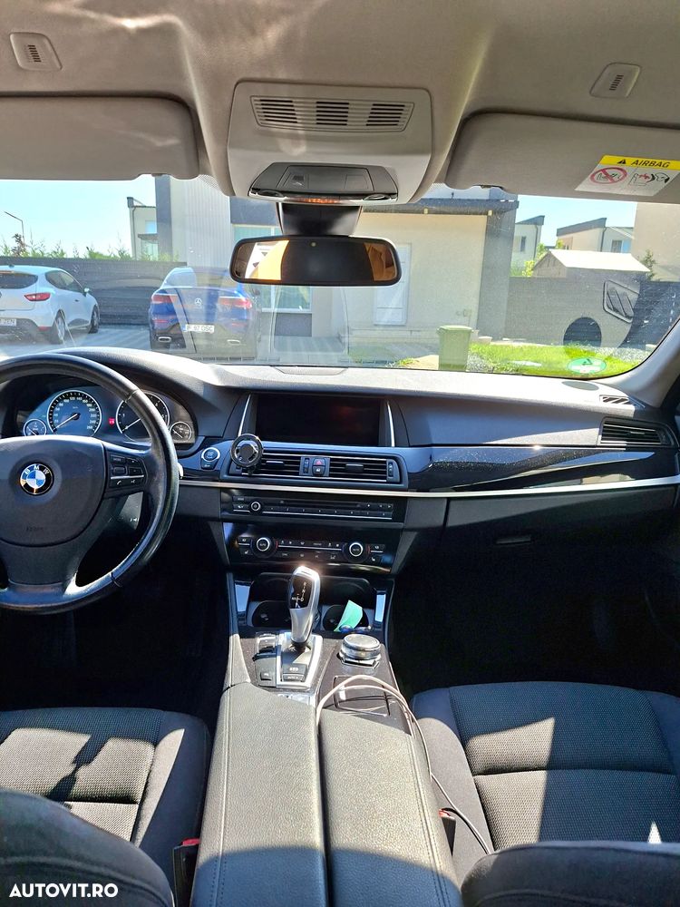 BMW Seria 5 520d Aut. - 8